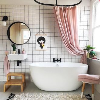 ¿Te atreverías con un baño rosa? 21 Baños de color rosa