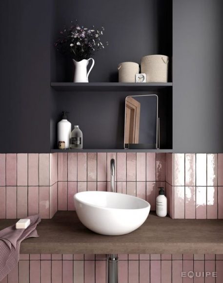 ¿Te atreverías con un baño rosa? 21 Baños de color rosa