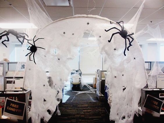 Ideas para decorar la oficina en Halloween