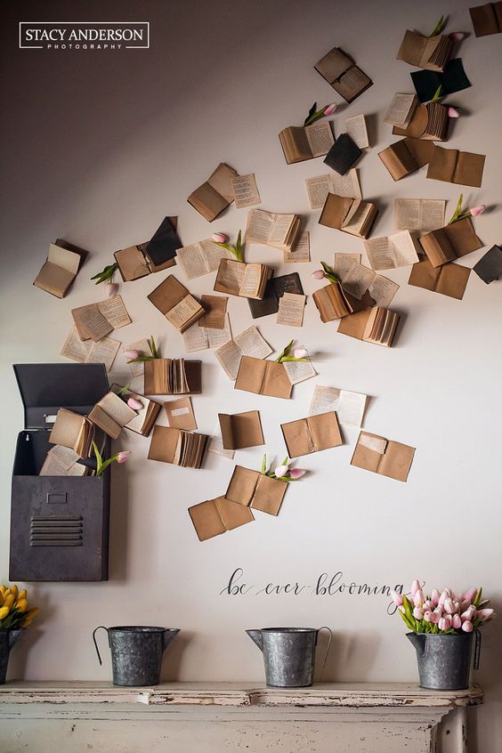 Decorar la pared con libros 