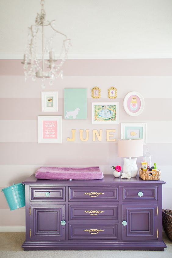 Decoración Ultra Violet Pantone 2018