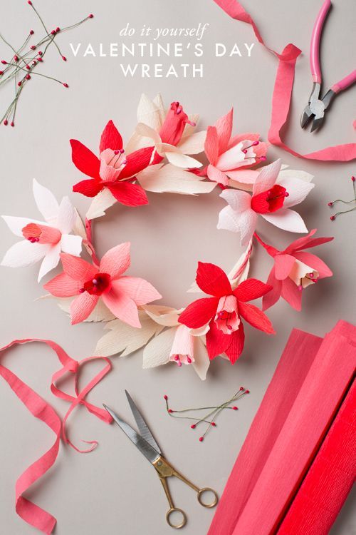 Manualidades de papel crepé para San Valentín