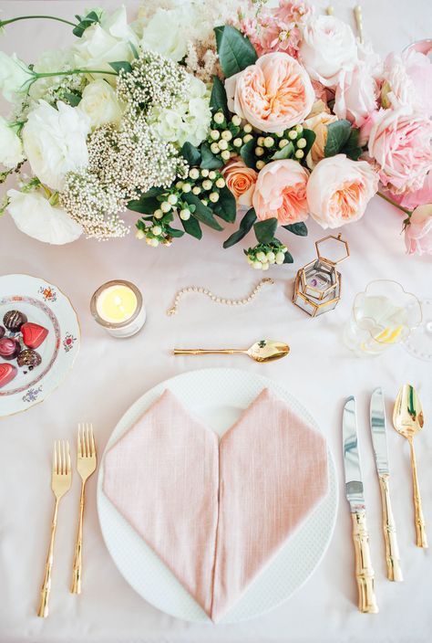 Decorar mesa para San Valentín