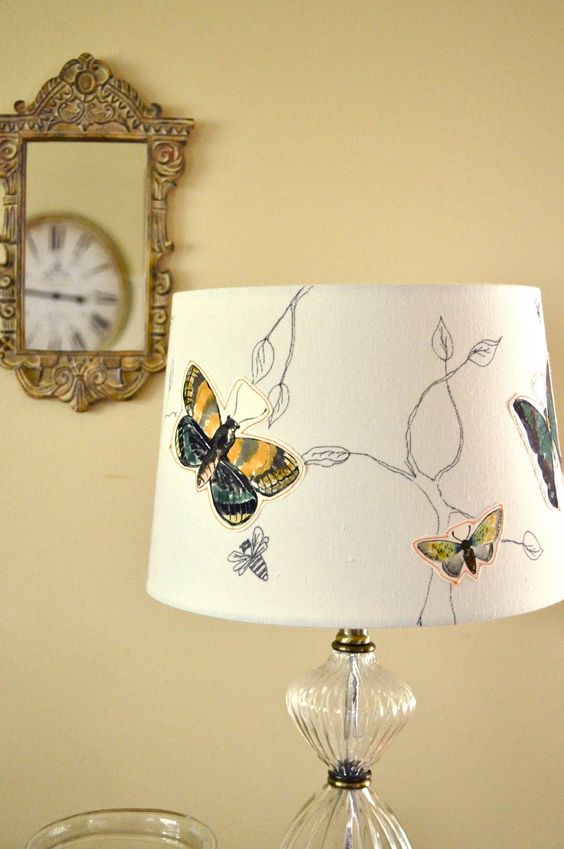 Decorar pantallas con decoupage