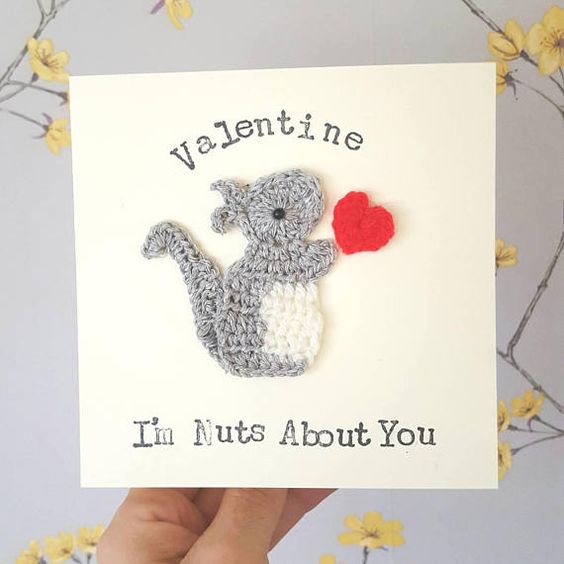 Tarjetas San Valentin decoradas con crochet